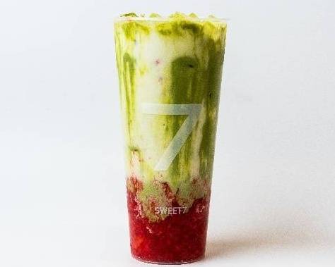 抹茶草莓鲜奶 / Strawberry Matcha with Milk